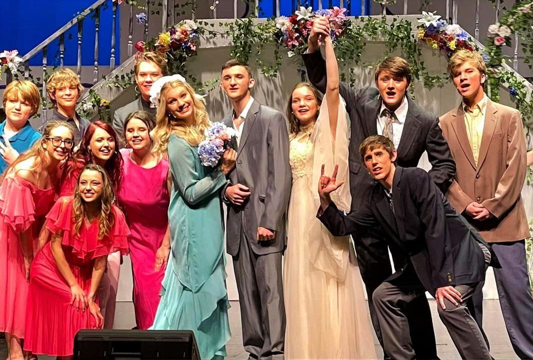 Mama Mia! 13 actors